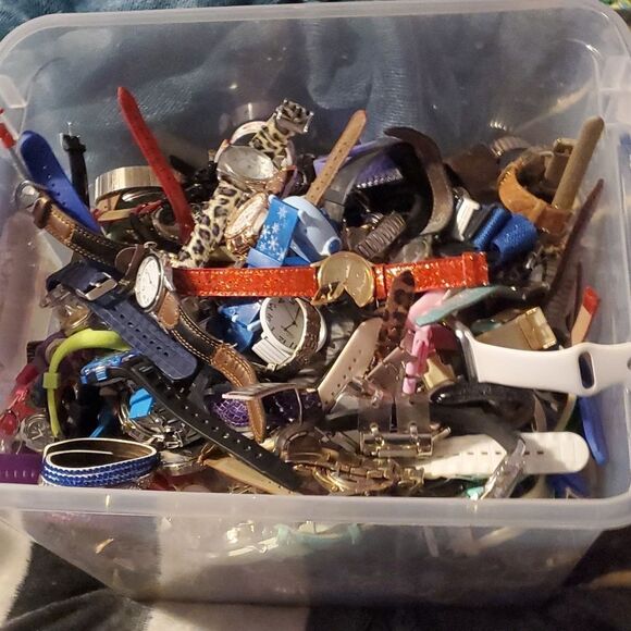 Resellers Lot of 40 Watches Collectors Flea Market Crafters Steampunk NO OFFERS! - Picture 5 of 10